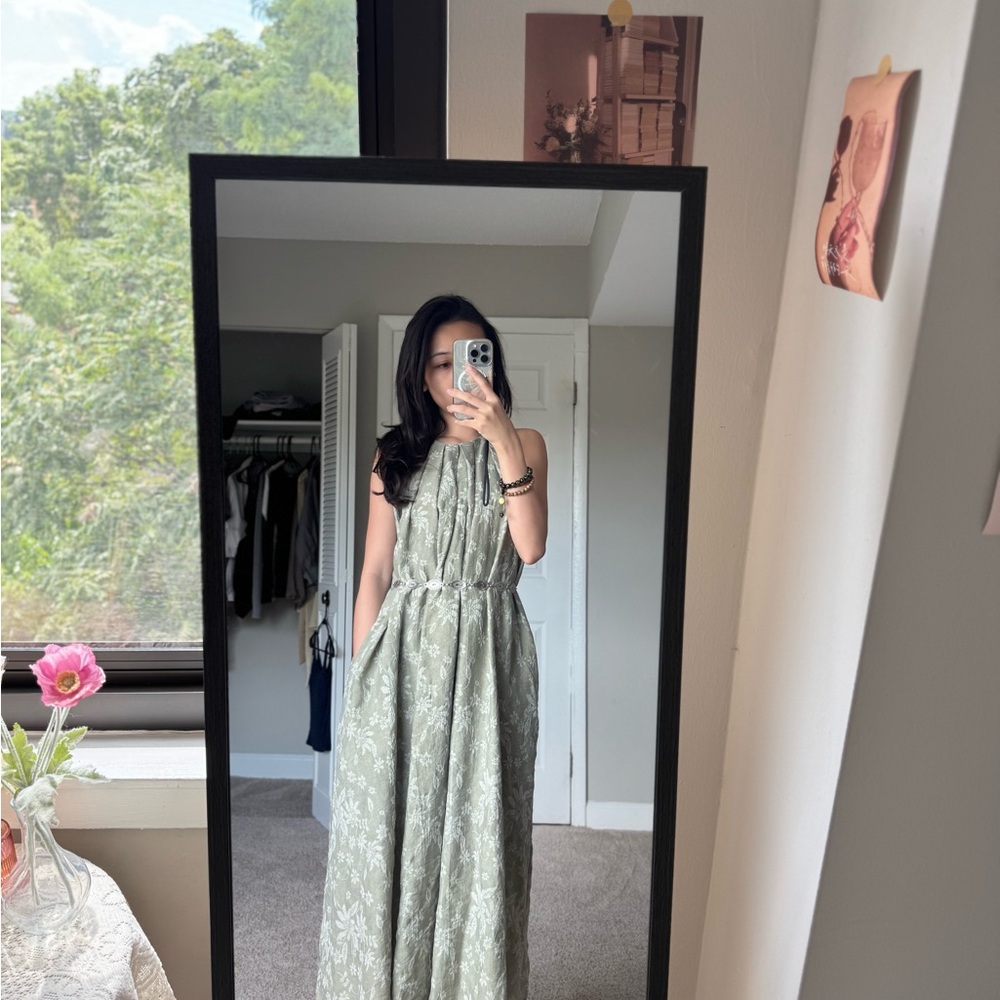 Elegant Green Floral Maxi Dress